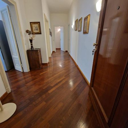 Duomo - Fontana Cozy With Terrace Apartment Милано Екстериор снимка